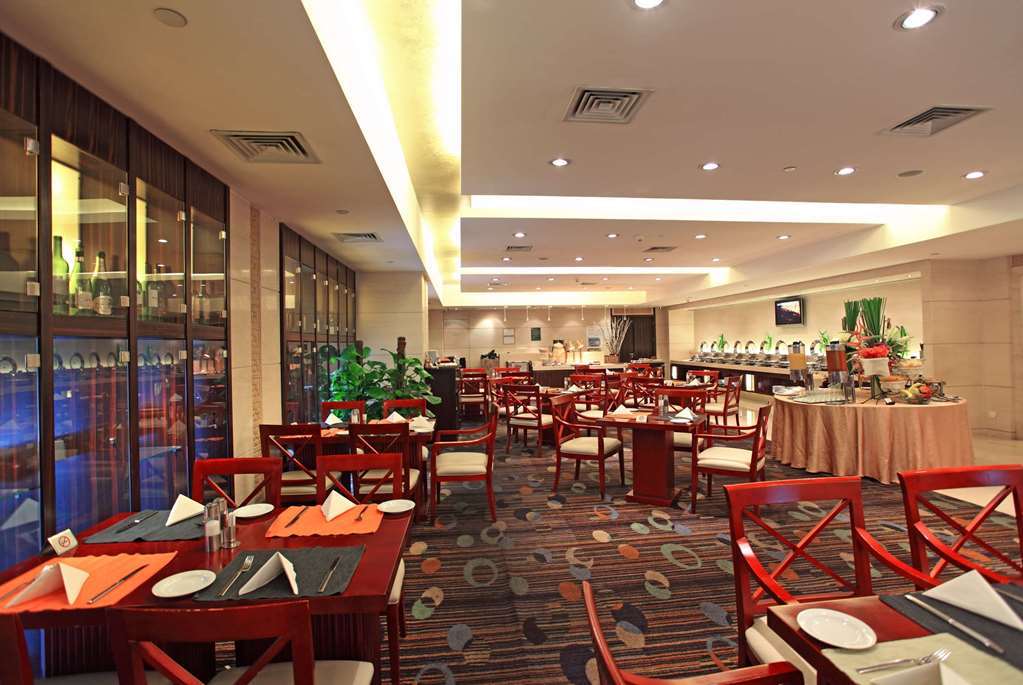 Howard Johnson Huaihai Hotel Shanghai Exterior photo